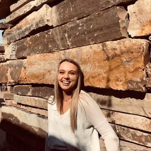 Meet your Posher, Riley